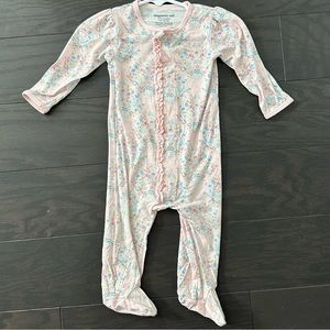 Magnetic Me Fleur De Sea Magnetic Footie - size 3-6 months